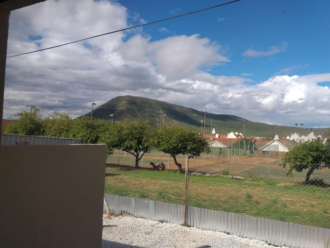 Appartement Tj Self-Catering à Graaff-Reinet Chambre photo